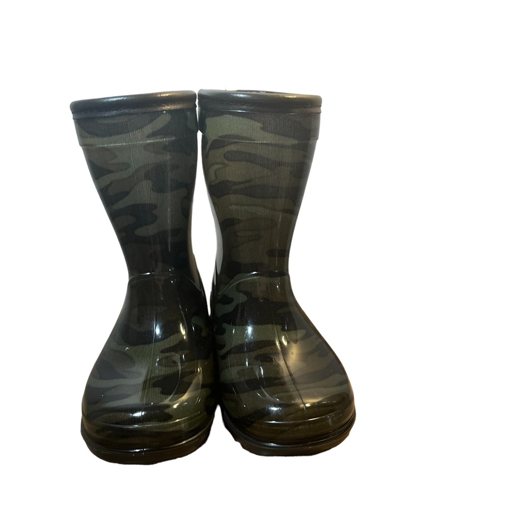 Carters size 7 toddler rain boots